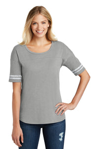 DISCONTINUED District   Women's Scorecard Tee - Heathered Nickel/ White