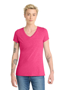 District  Women's Very Important Tee  V-Neck - Fuchsia Frost