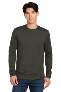 New Era  Heritage Blend Long Sleeve Crew Tee - Graphite