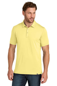 TravisMathew Glenview Solid Polo TMA41461 - Pale Yellow